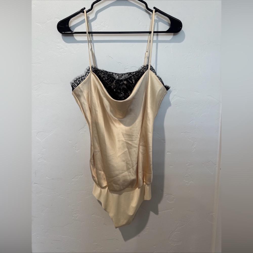 NWT Victoria’s Secret Satin Cowl-Neck LaceTrim Bodysuit Black Ivory M
